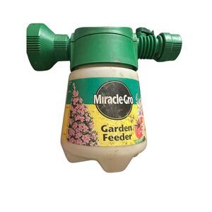 Miracle-Gro Garden Feeder‎ Garden Hose Sprayer Container
